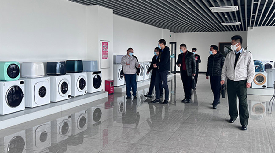 分享交流！鶴山市領(lǐng)導(dǎo)以及書(shū)記一同到訪金環(huán)電器