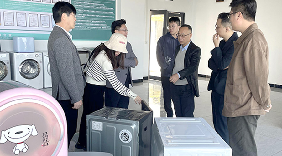 再續(xù)前緣！客戶(hù)遠(yuǎn)道而來(lái)到訪(fǎng)金環(huán)電器洽談滾筒干衣機(jī)合作