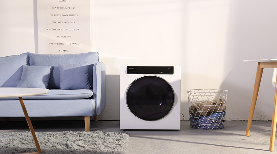 羽絨服，到底該不該用滾筒干衣機(jī)進(jìn)行烘干？