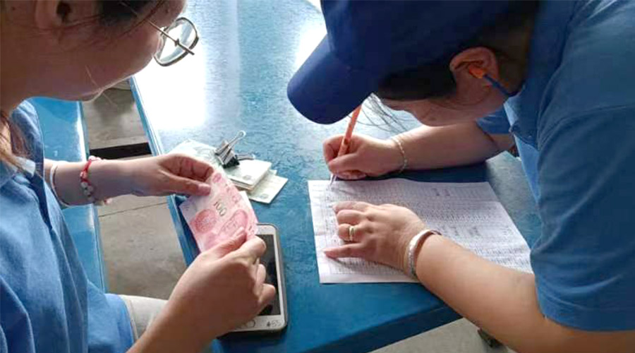 情系職工！金環(huán)電器為員工發(fā)放中秋暖心福利