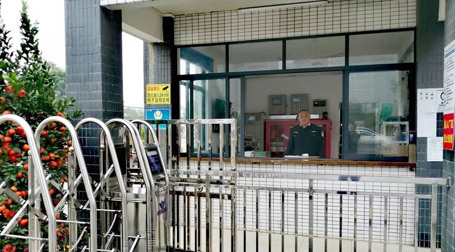 擔(dān)當(dāng)與責(zé)任！金環(huán)電器保安春節(jié)堅(jiān)守崗位